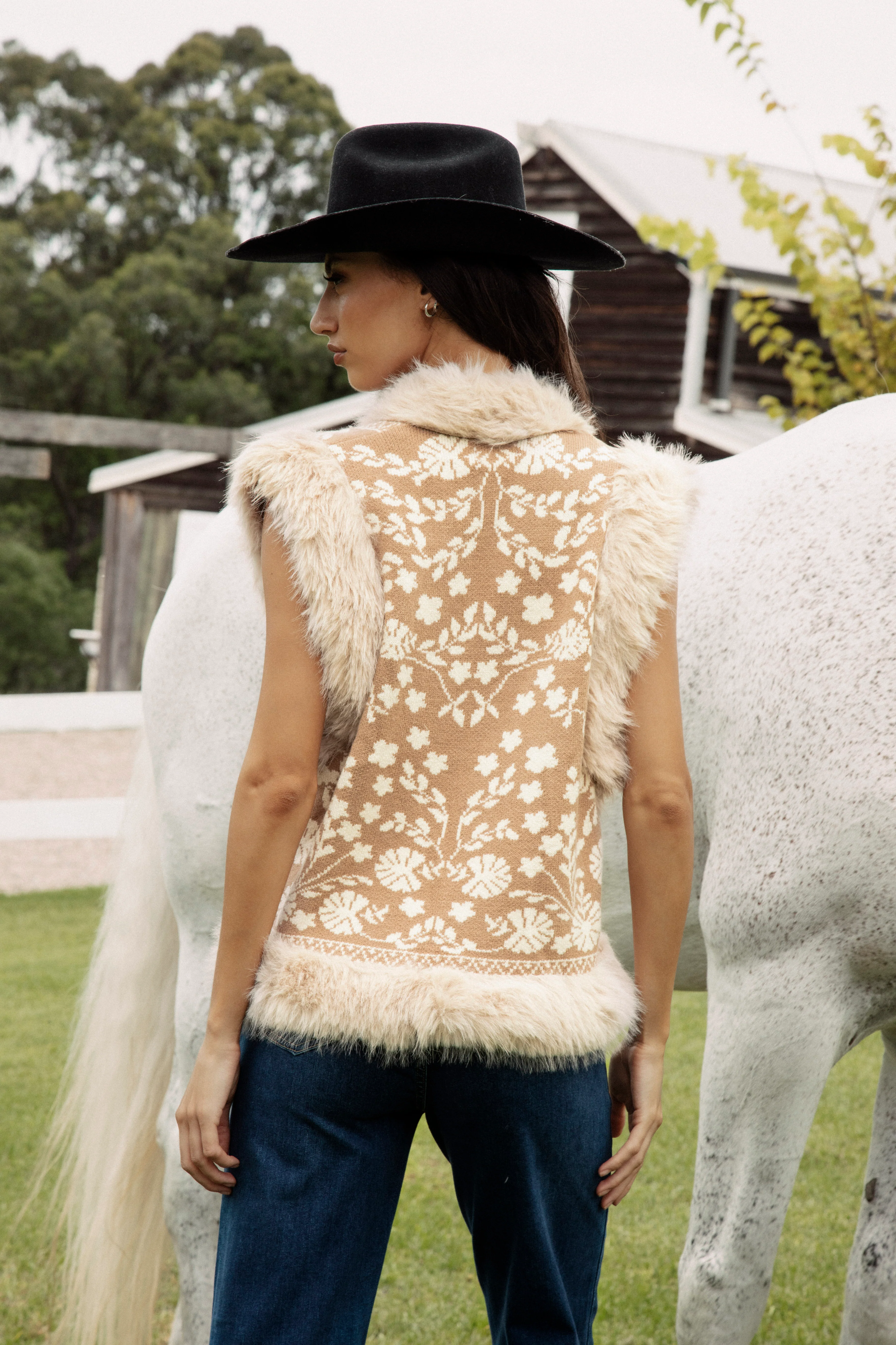 Cowgirl Vest - Chestnut - Image 4