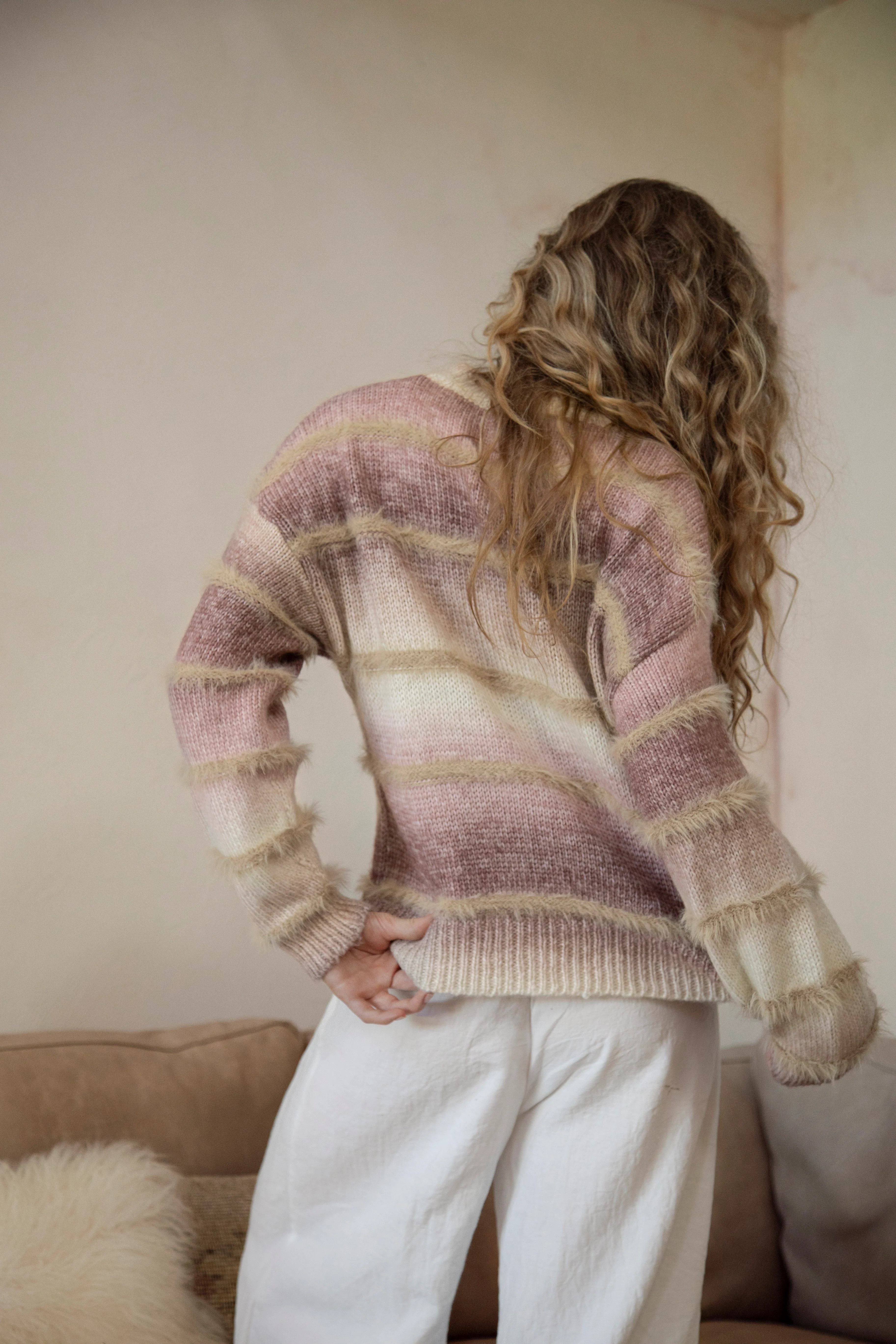 Fawna Sweater - Image 4