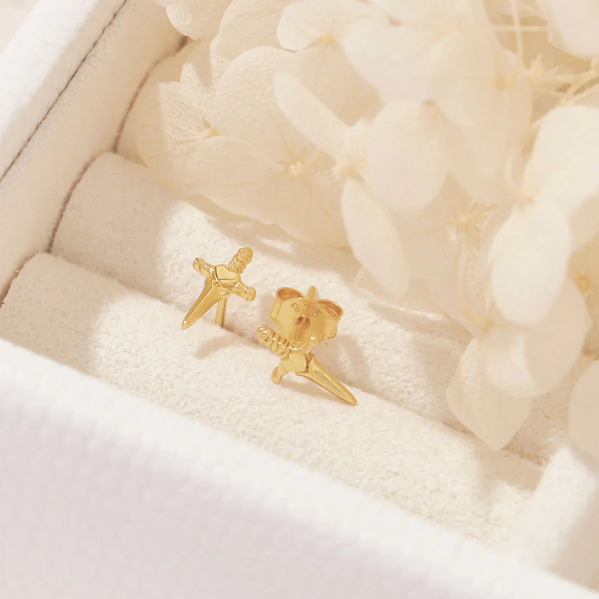 Guarded Heart Studs Gold - Image 3