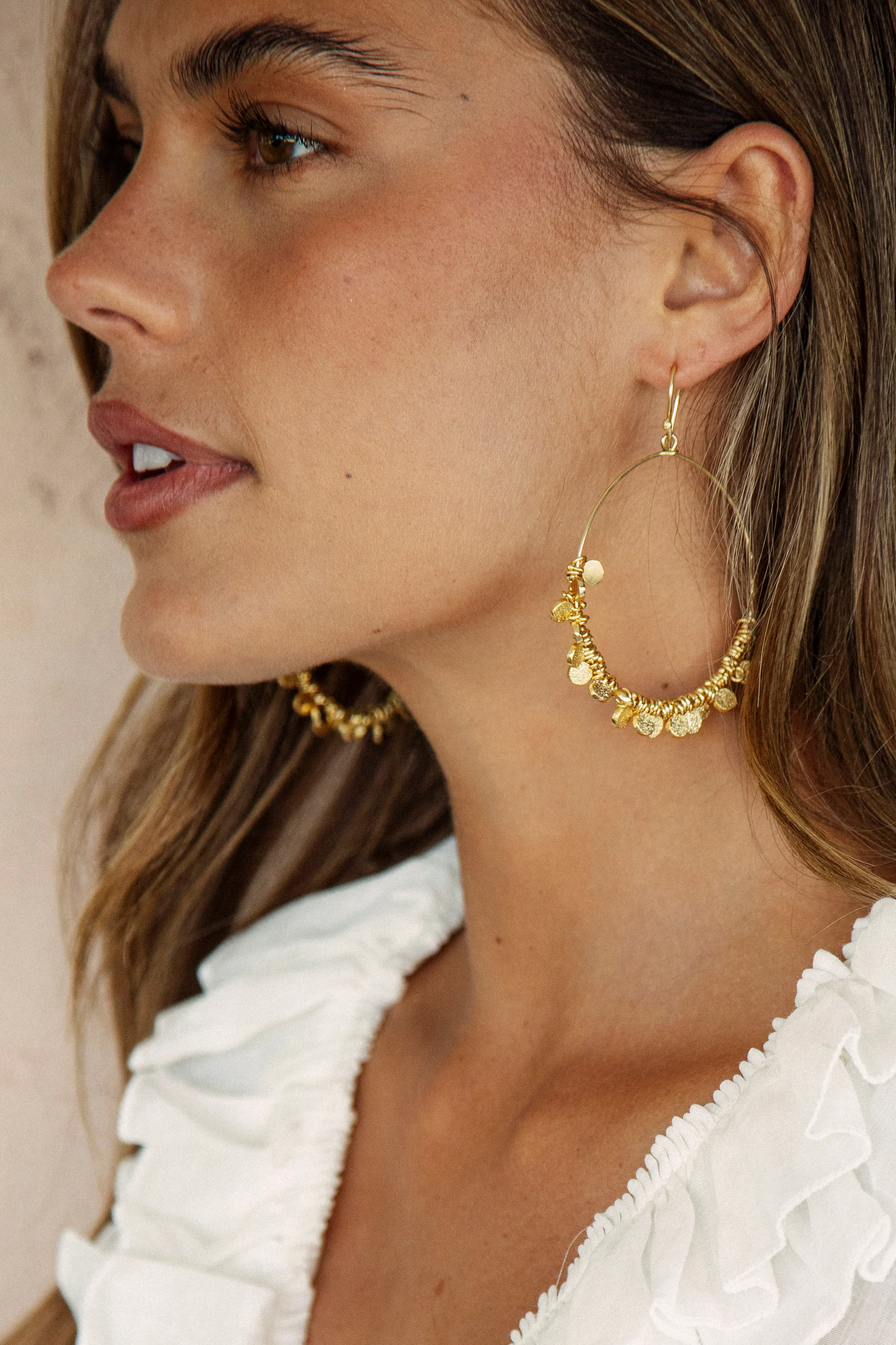 Hoop Earring Gold - Image 3