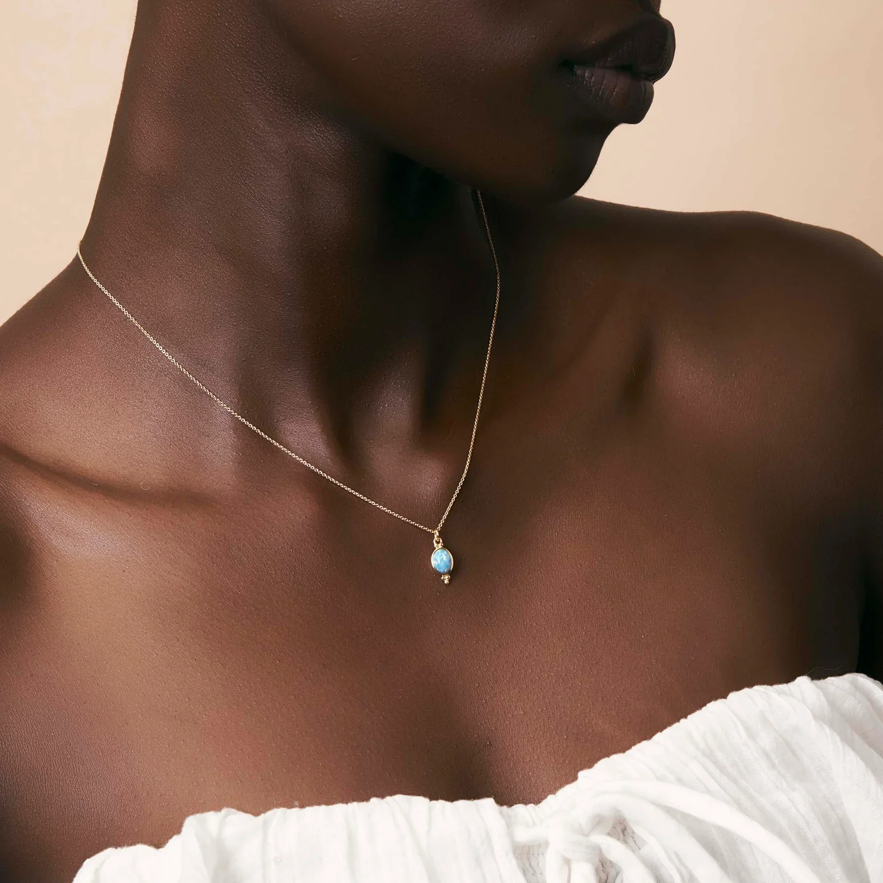 Moon Song Opal Necklace Gold - Image 2