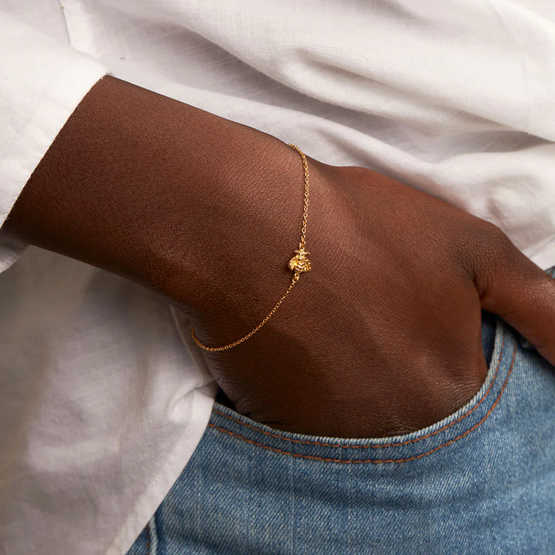 Pollination Bee Bracelet Gold - Image 2