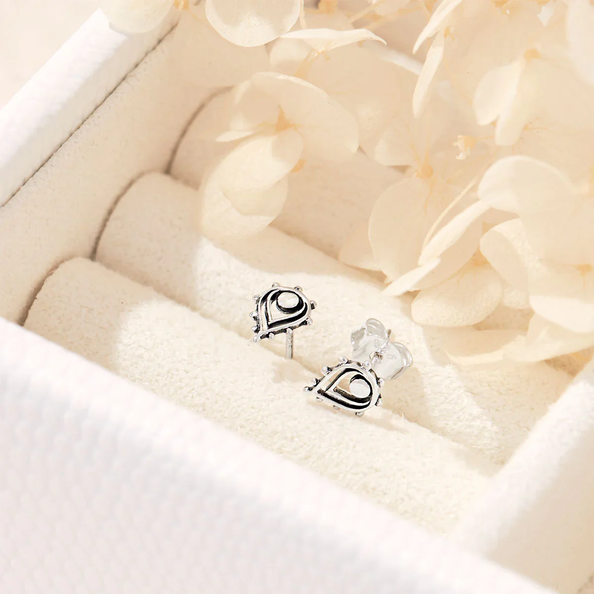Sunset Studs - Image 3