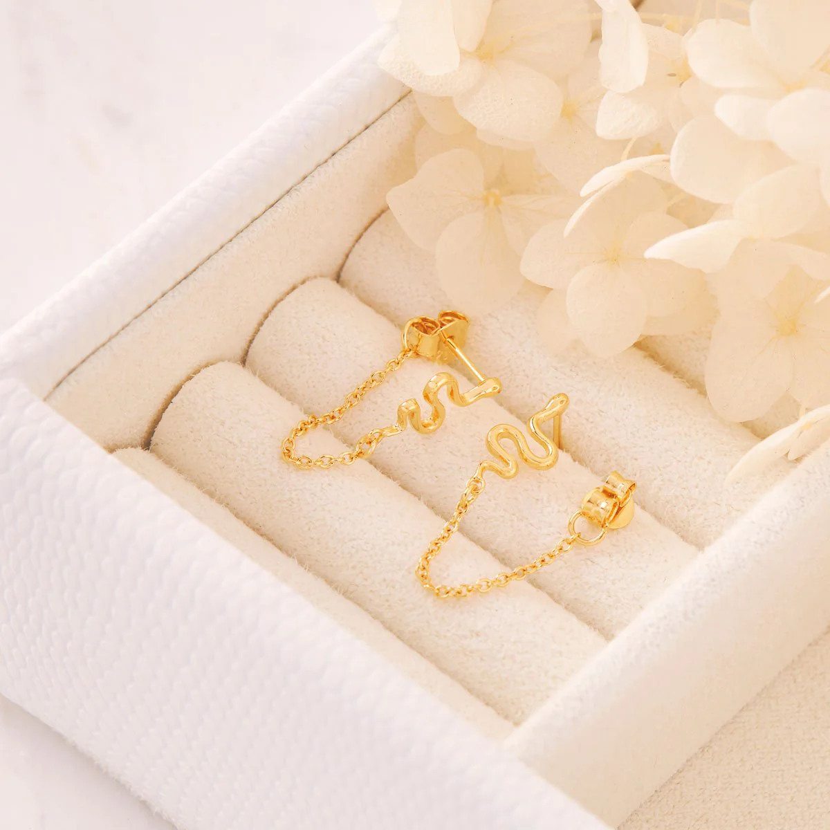 Tree Snake Chain Studs - Image 3