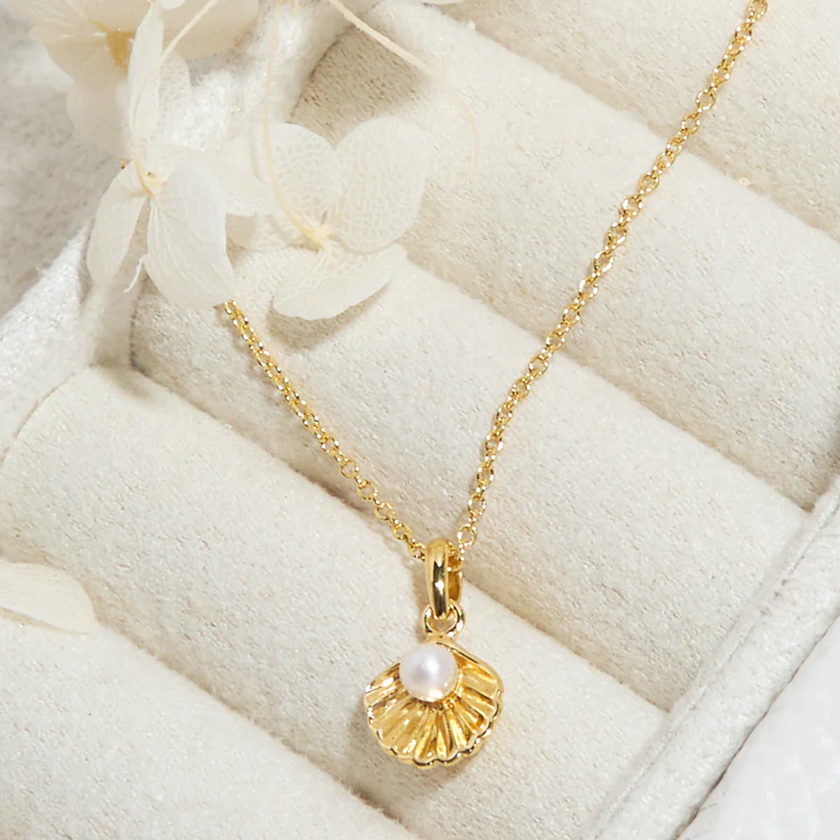 Seaside Ethereal Necklace Gold - Image 3