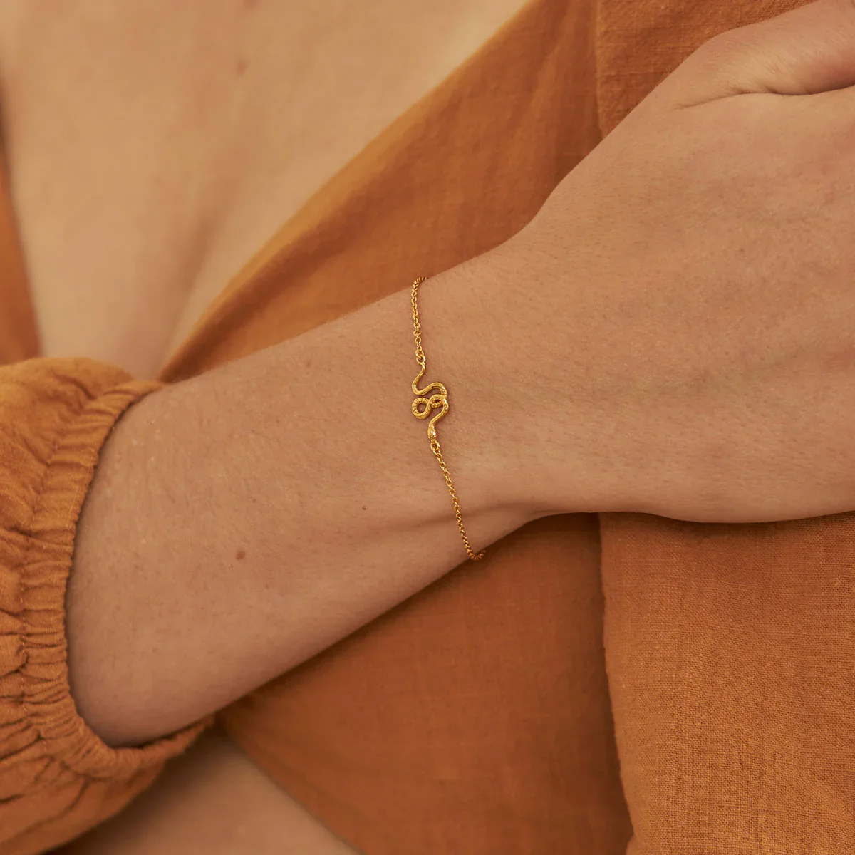 Serpent Seer Bracelet Gold - Image 2