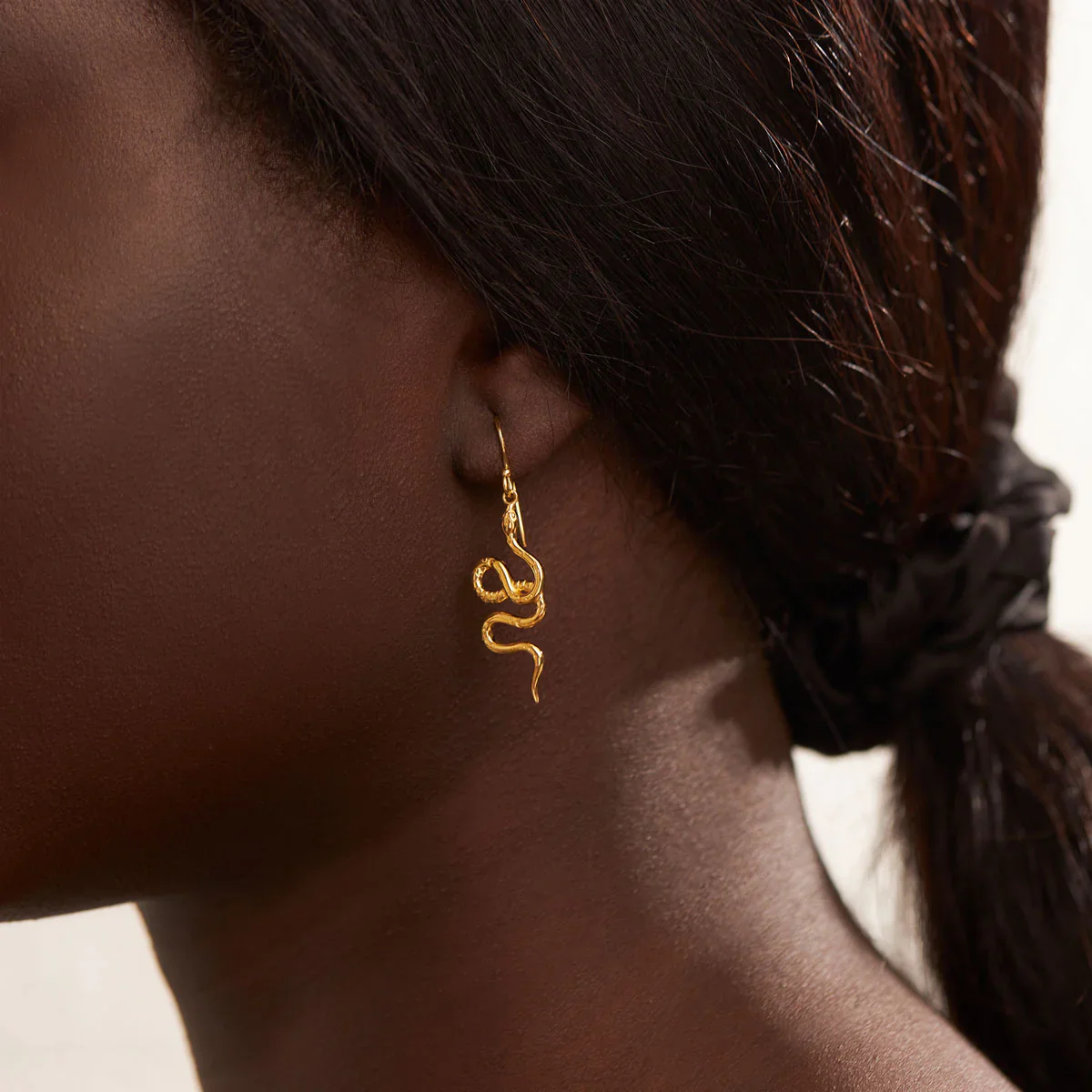 Serpent Seer Earrings Gold - Image 2