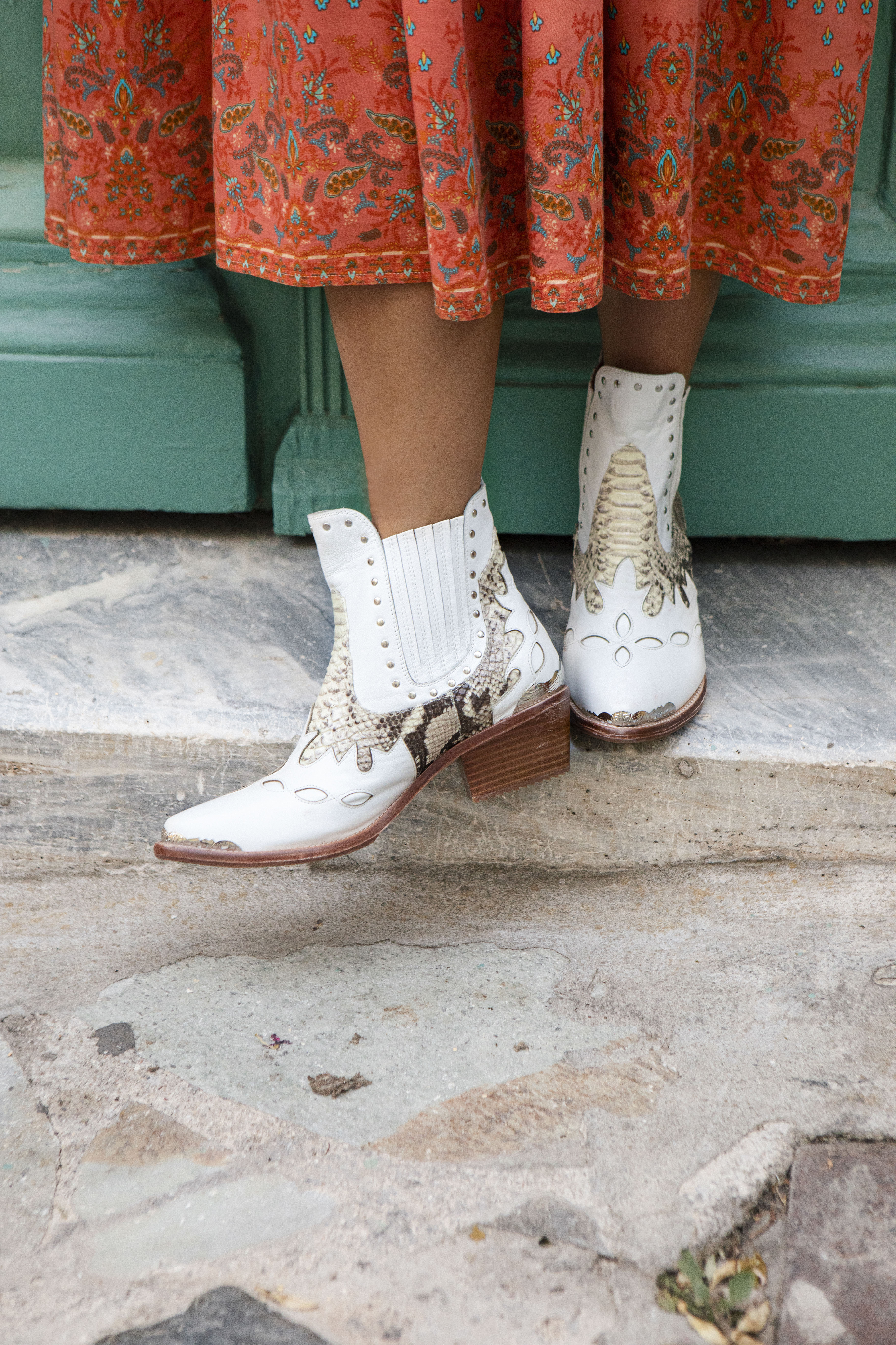 Traveller Boots - White - Image 5