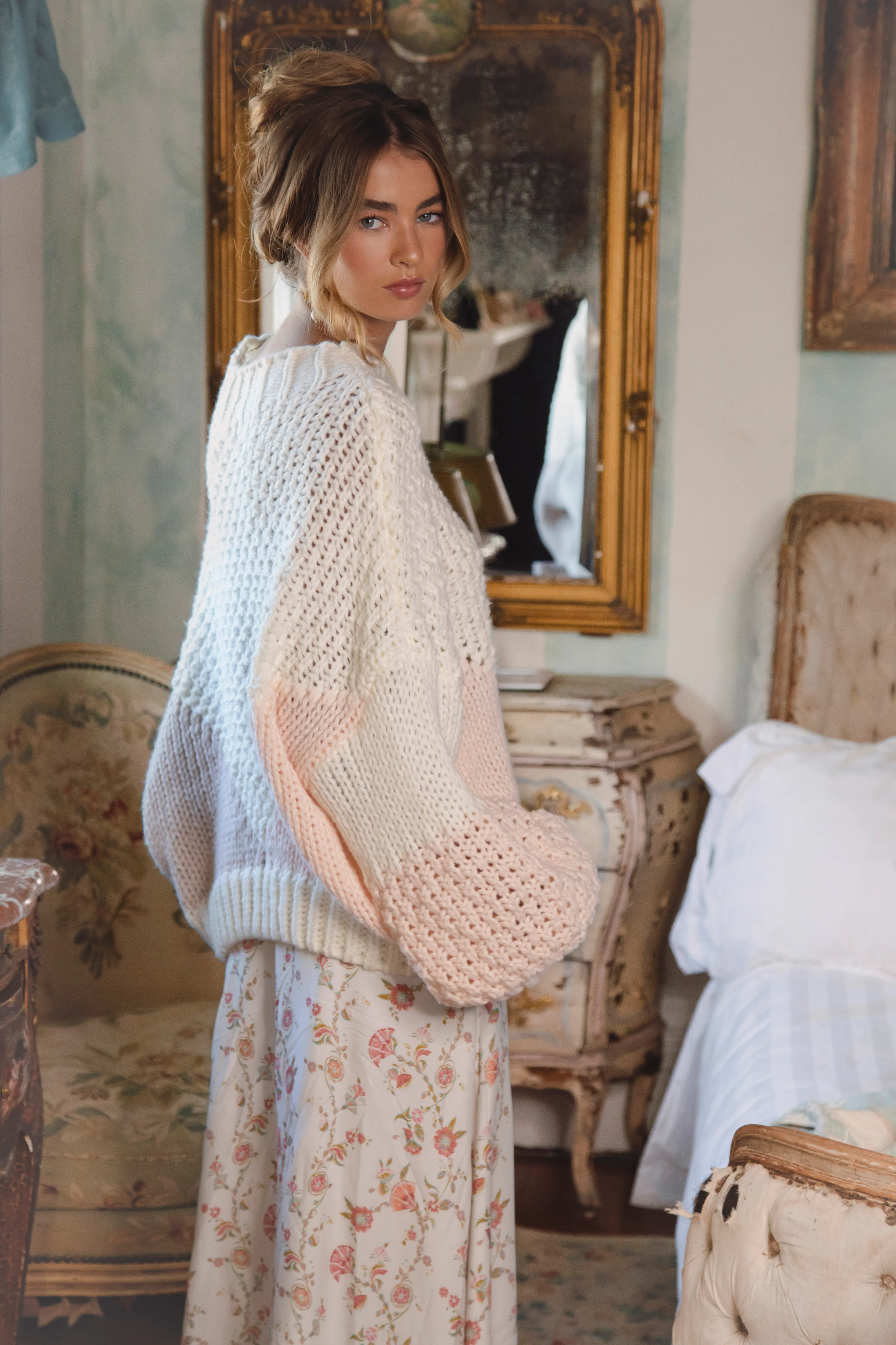 Vintage Romance Knit - Image 5