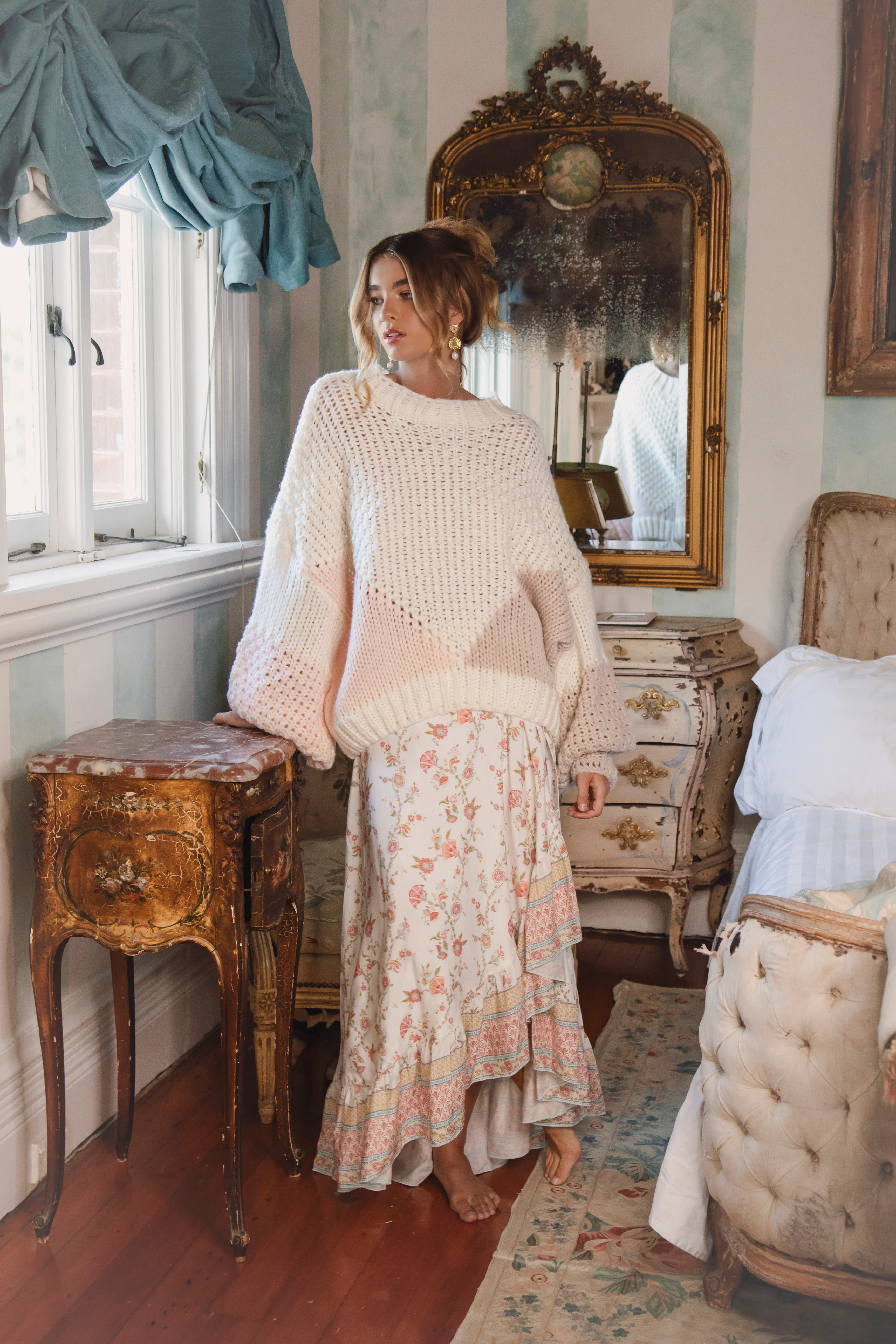 Vintage Romance Knit - Image 6