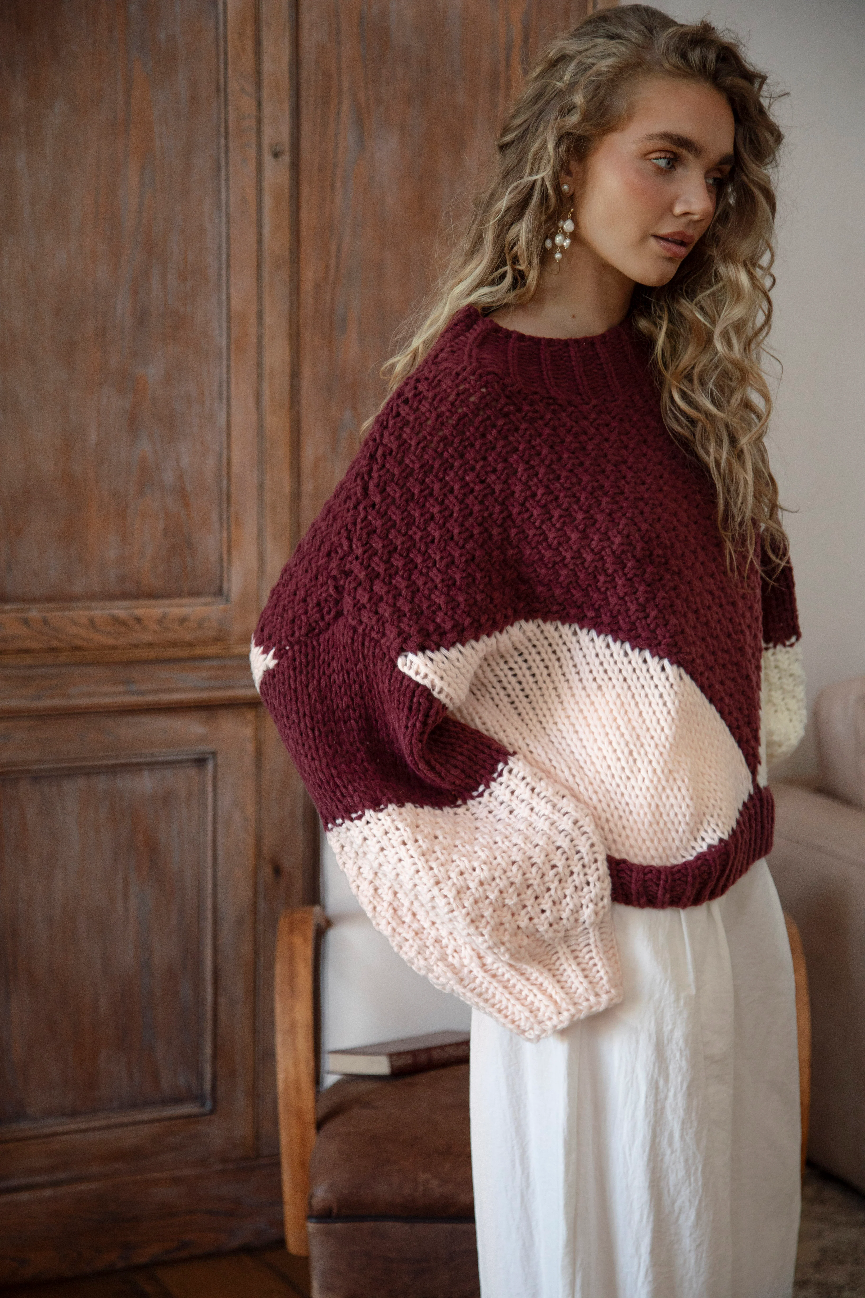 Vintage Romance Knit - Vino - Image 3