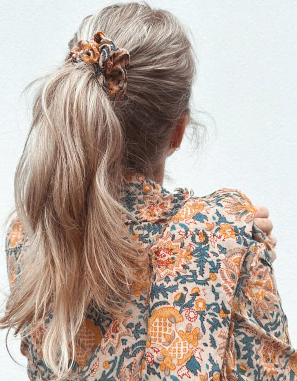 Yoga Scrunchie Saffron - Image 2
